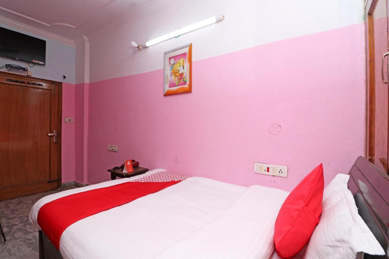 Oyo 29304 Hotel Pooja Yamuna Nagar Exterior photo